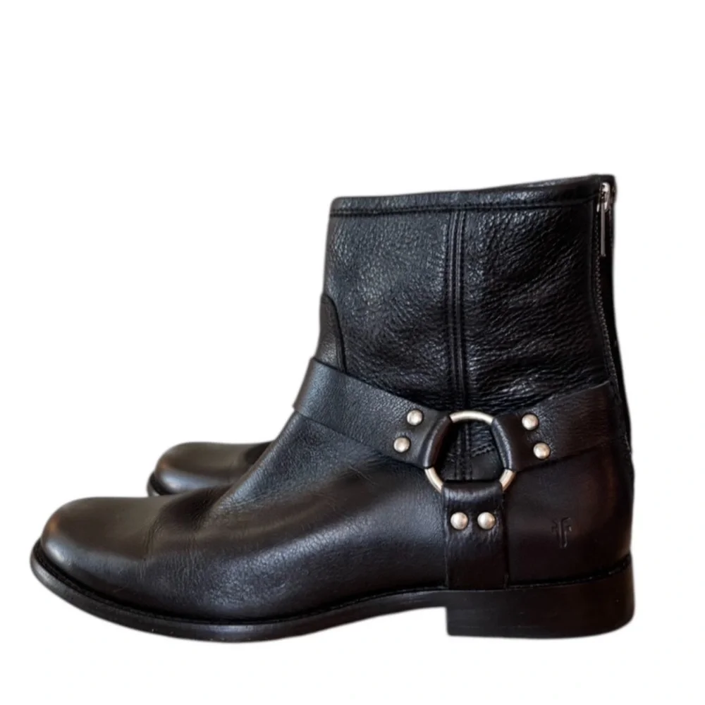FRYE Phillip Harness‎ Moto Black Leather Short Ankle Boots Size 9